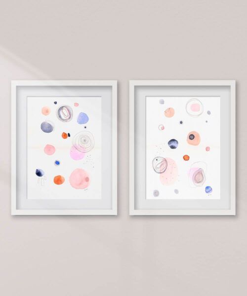 conjunto de 2 acuarelas abstractas modernas originales con colores azules y corales titulada "Nice" de emegrande