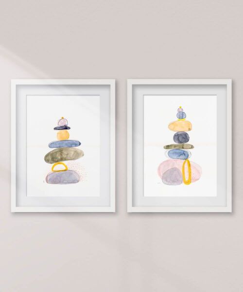 conjunto de 2 acuarelas modernas piedras con colores azul verde y amarillo titurada "Rock balance aro amarillo I y II" de emegrande.